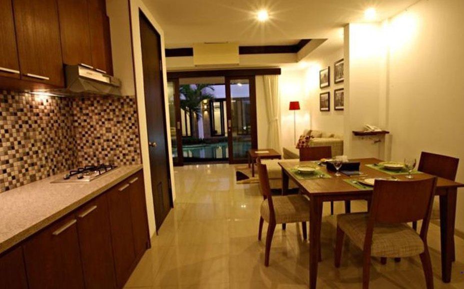 Seminyak Townhouse Aparthotel Exterior photo